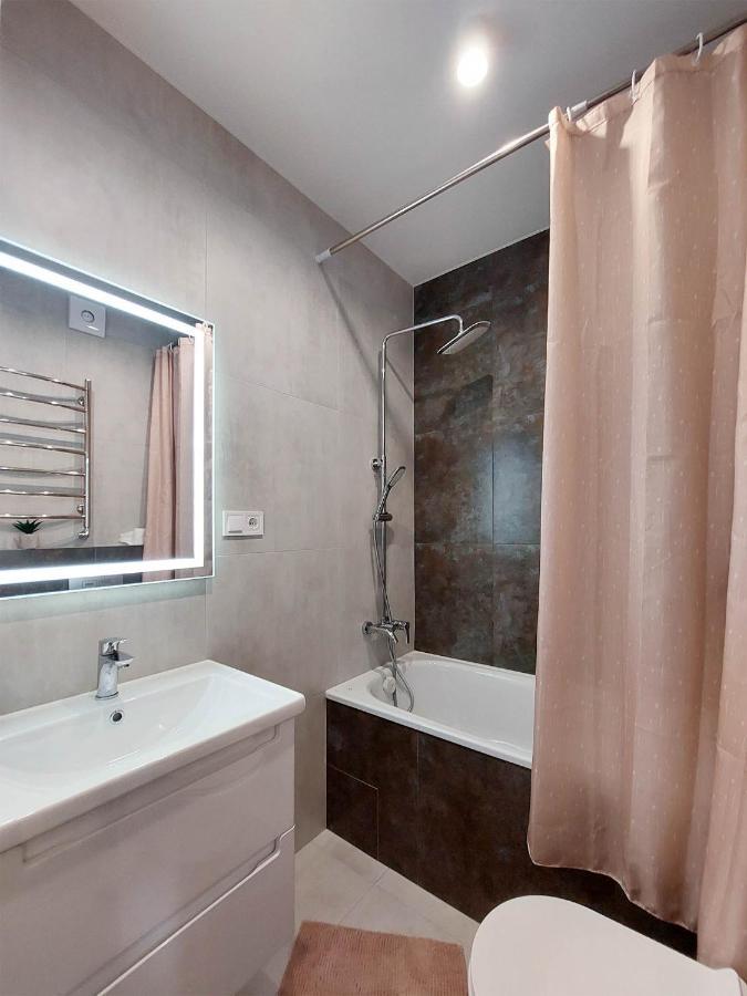 Новобудова Червоної Калини 56А Сихів, Авалон,Висотка Lwów Zewnętrze zdjęcie